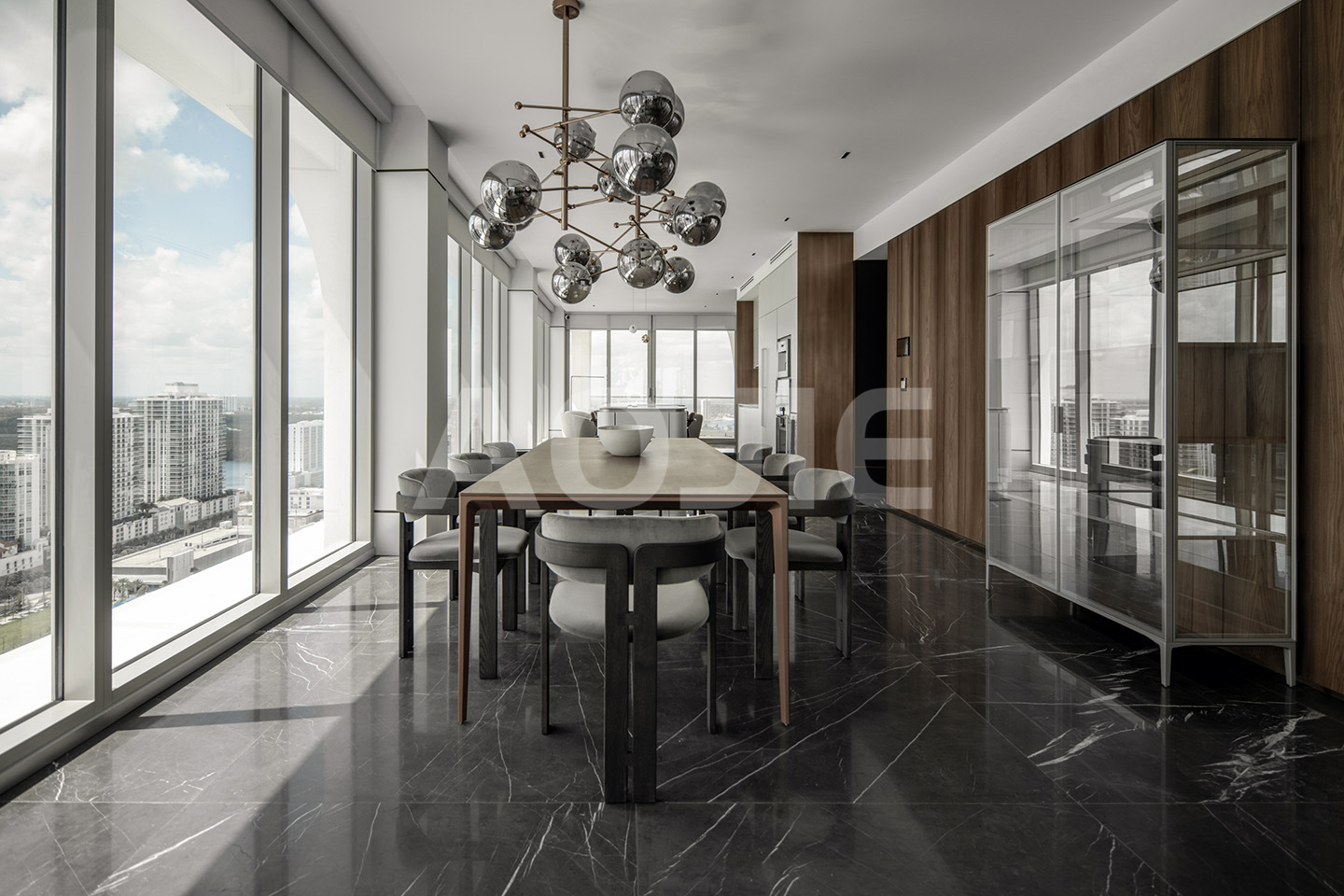 黑白根石材地面